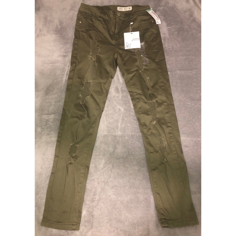 Mid Rise Erin Capri Pants